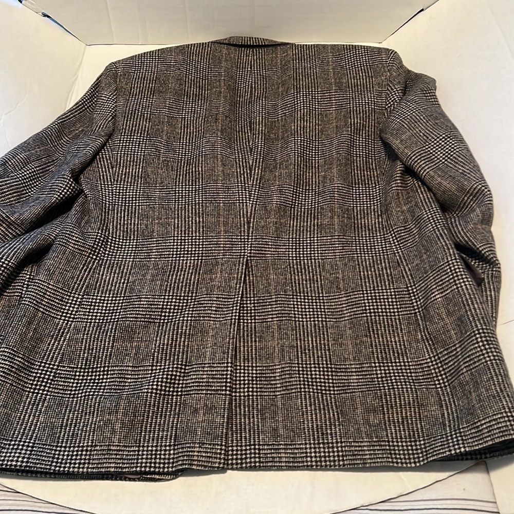 Fifth Avenue Collection Lord & Taylor men's blazer 100% Camel hair. - Picture 9 of 11